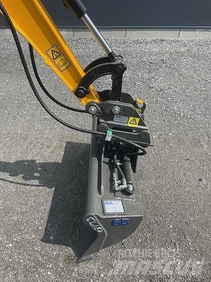 JCB 19C-1 ELECTRIC 소형 굴삭기 7톤 미만