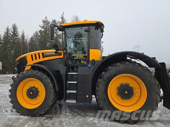 JCB Fastrac 8330 트랙터