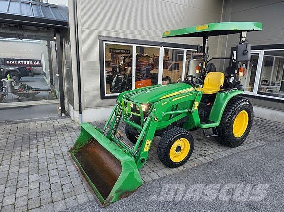John Deere 3038E 트랙터