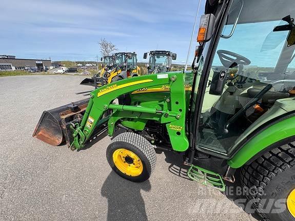 John Deere 3720 트랙터