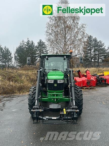 John Deere 5067E 트랙터