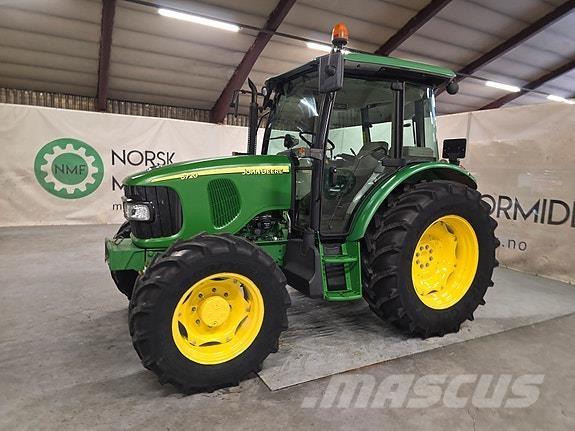 John Deere 5720 트랙터