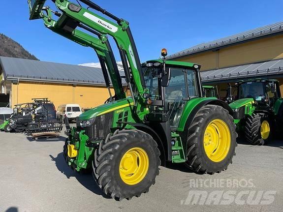 John Deere 6120M 트랙터
