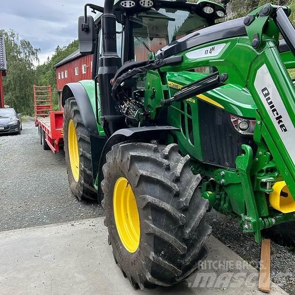 John Deere 6120M 트랙터