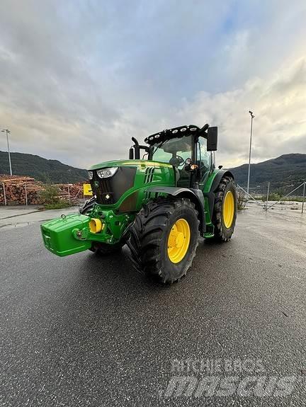 John Deere 6215R 트랙터