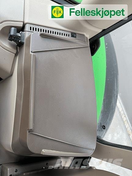 John Deere 6215R 트랙터