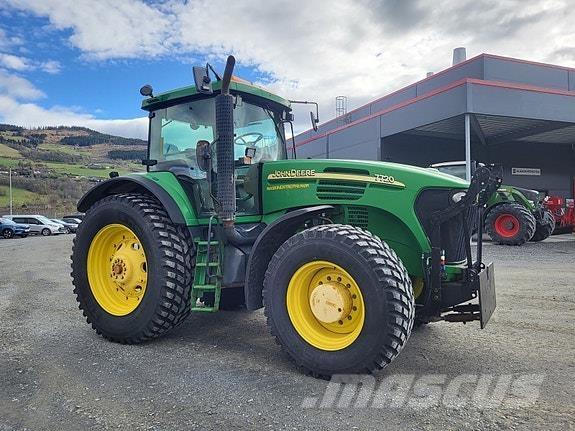John Deere 7720 트랙터