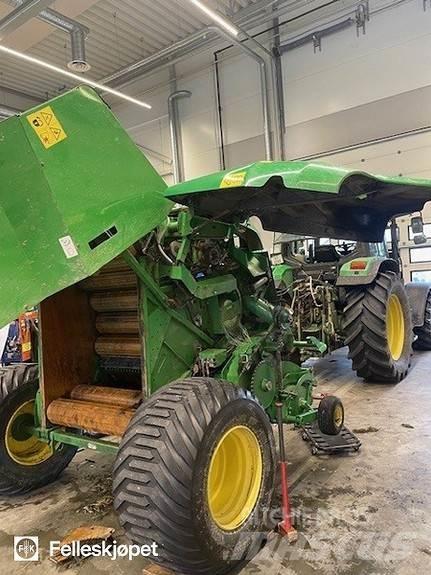 John Deere F441 원형 곤포기