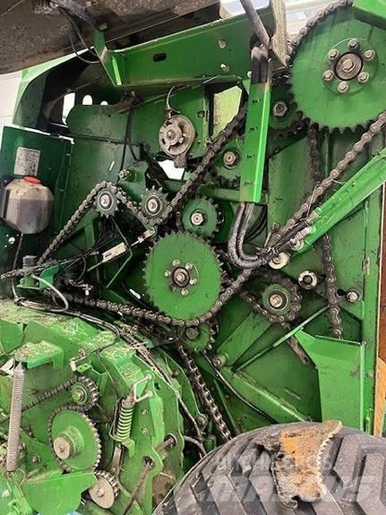 John Deere F441 원형 곤포기