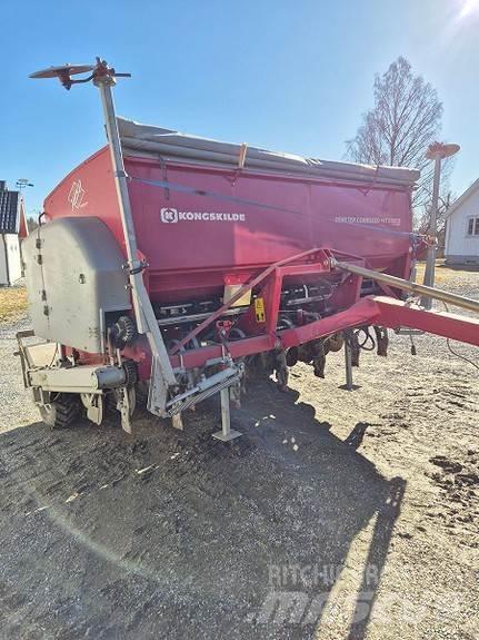Kongskilde HT3000 퇴비살포기