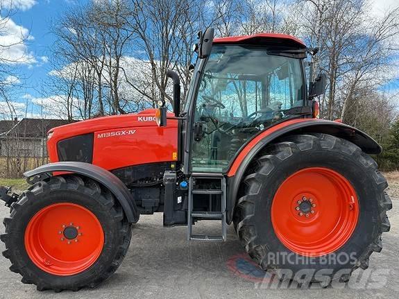 Kubota M135GX-IV 트랙터