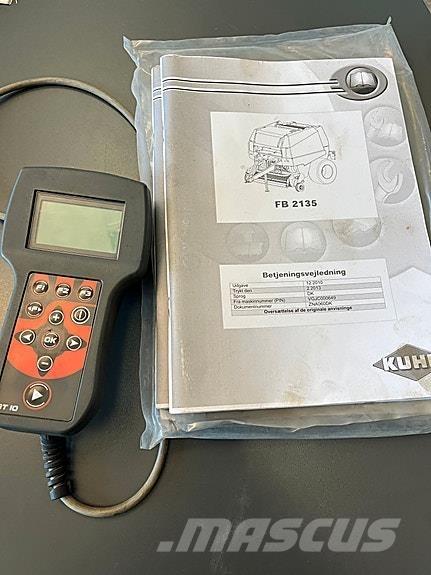Kuhn 2135 원형 곤포기