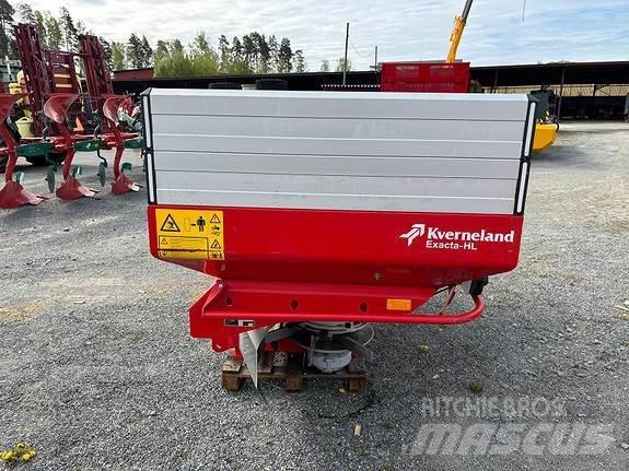 Kverneland HL 1500 미네랄 살포기