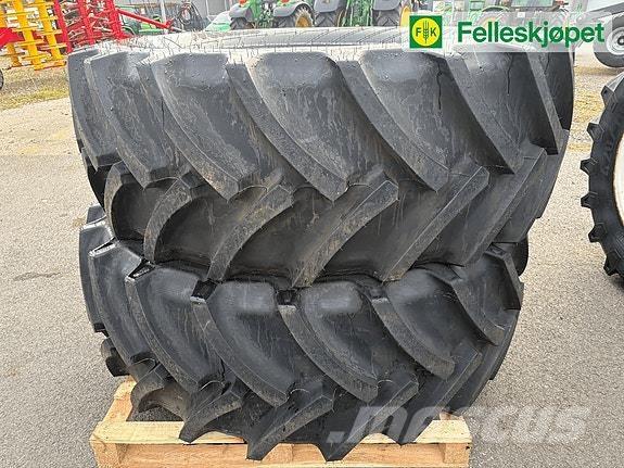 Mitas dekk 트랙터