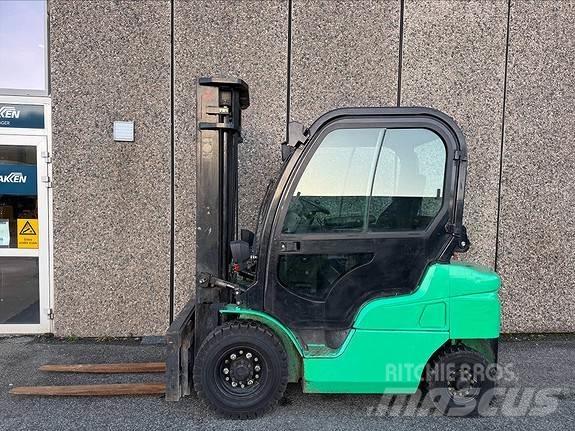 Mitsubishi FD25N 디젤 지게차