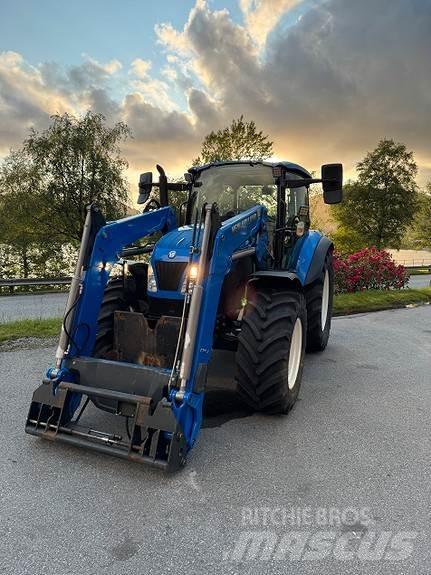 New Holland T5 120 트랙터