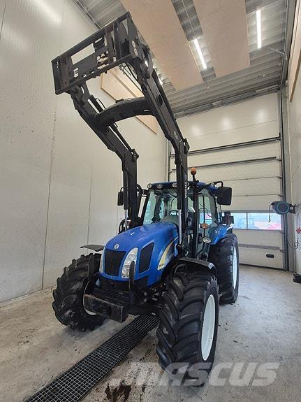 New Holland T5050 트랙터