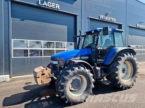 New Holland TM165 트랙터