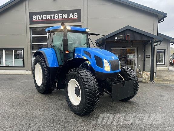 New Holland TVT190 트랙터
