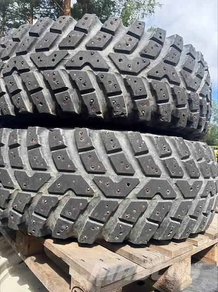 Nokian TRI 2 타이어, 휠 및 림