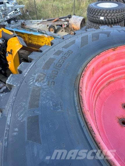 Nokian TRI 2 기타 도로 및 제설 기계