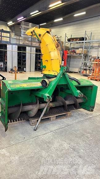  Nordtec ATF-246 제설기