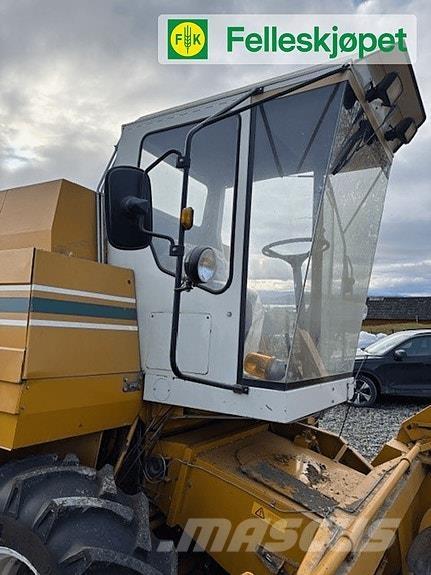 Sampo-Rosenlew 580 콤바인 수확기