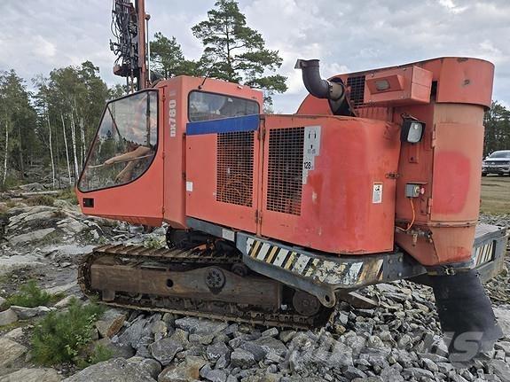 Sandvik DX780 도로 굴착기