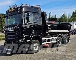 Scania R560 6x4 덤프 트럭