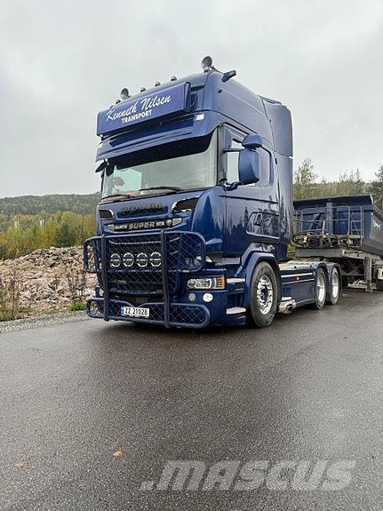 Scania R580 트랙터 유닛