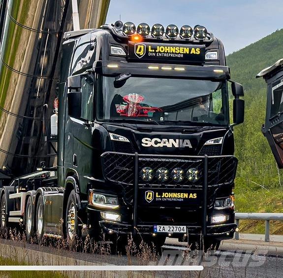 Scania R770 6X4 트랙터 유닛