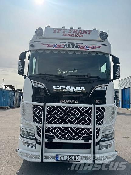 Scania S540 6X2 트랙터 유닛