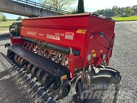 Simulta 2500LB 미네랄 살포기