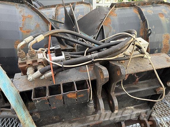 Tellefsdal V-2700 기타 도로 및 제설 기계