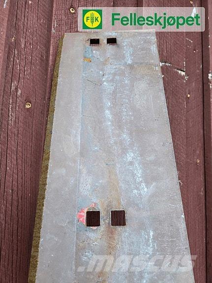 Tokvam 240 THS 제설기