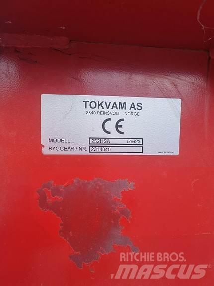 Tokvam 252 HSA 제설기