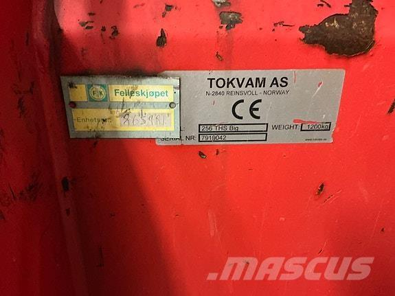 Tokvam 256 THS Big 제설기