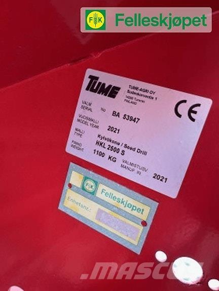 Tume HKL 2500S 퇴비살포기