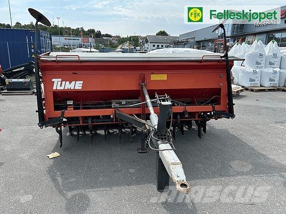 Tume HKL 3000 JC 미네랄 살포기