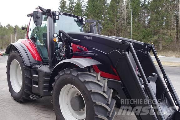 Valtra 235 Direct 트랙터