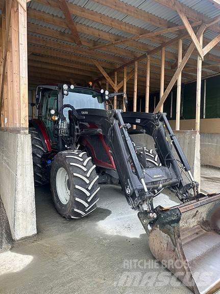 Valtra A105H4 트랙터