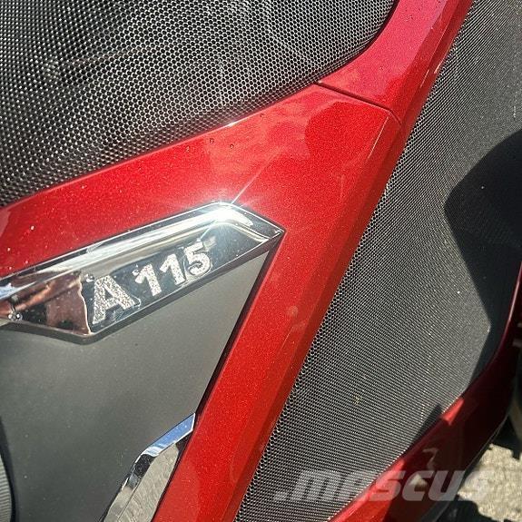 Valtra A115 트랙터