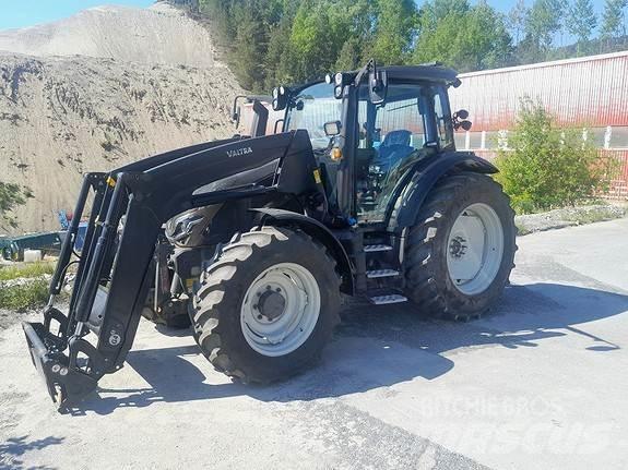 Valtra G105 트랙터