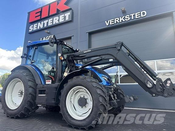 Valtra G135 Activ 트랙터