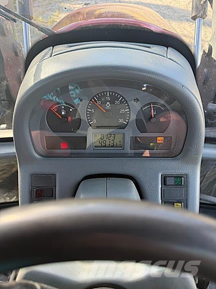 Valtra M150 트랙터