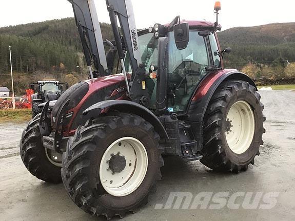 Valtra N154D 트랙터