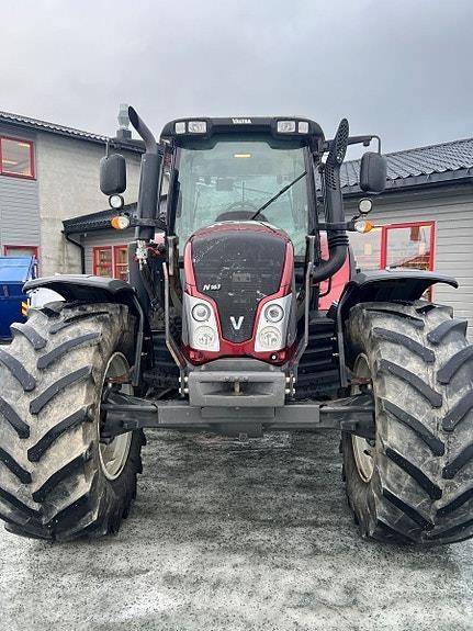 Valtra N163 트랙터
