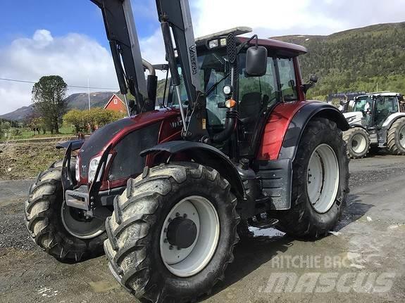Valtra N163Direct 트랙터