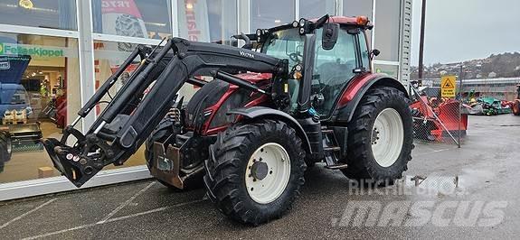 Valtra N174 트랙터