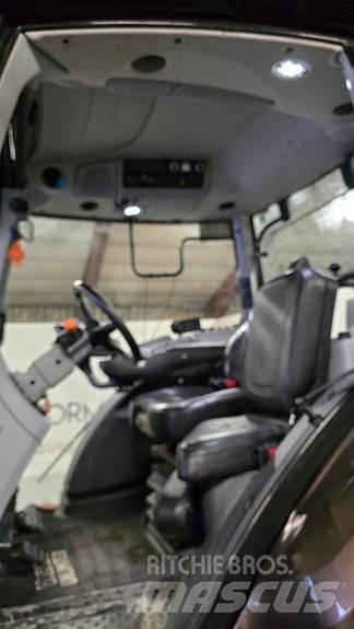 Valtra N174 트랙터